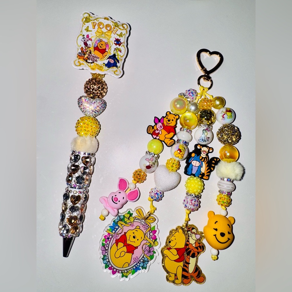 Pooh Junk Charm & Pen Set